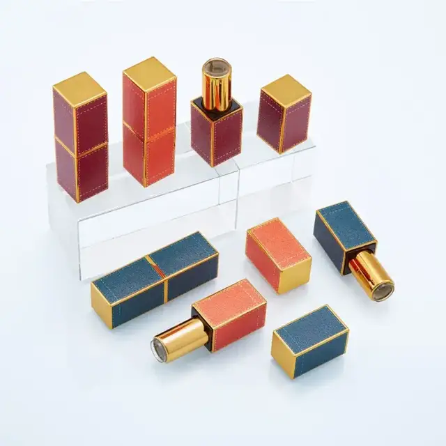 Lip Packaging Bottles view 2