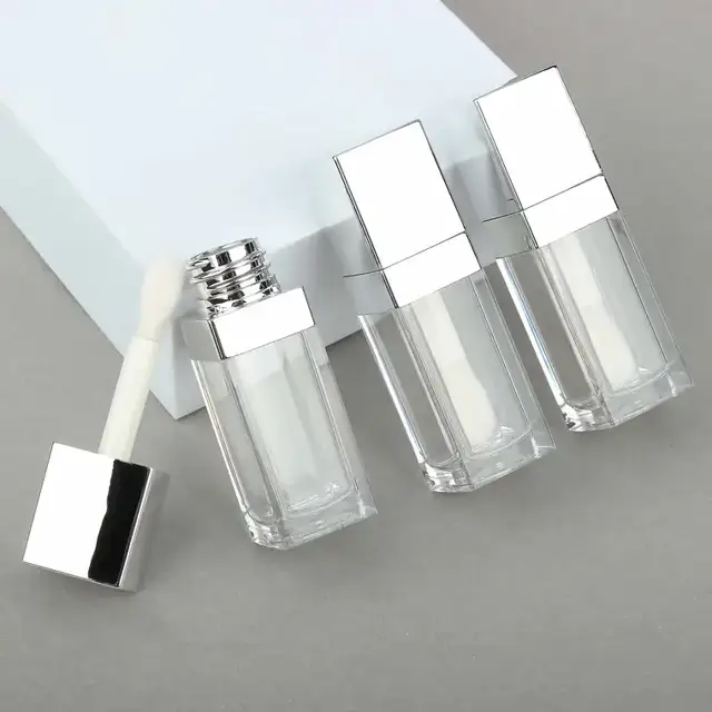 Square lip gloss tubes view 2
